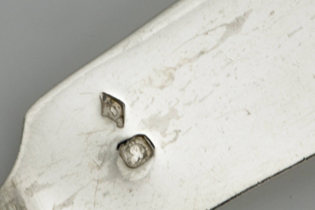 Lapparra Silver Flatware, Paris, France, circa 1920s In Excellent Condition In Montreal, QC