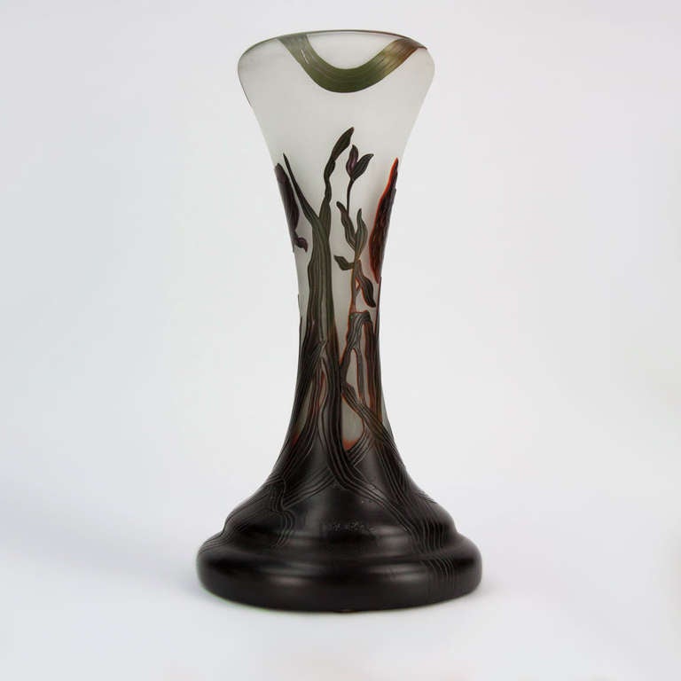 French Art Nouveau Style Cameo Art Glass Vase by Nien