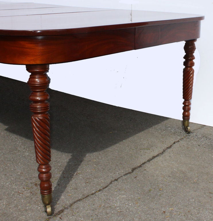 English Regency Mahogany Extending Dining Table For Sale