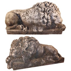 Antique Italian Pair of Marble Lions, after Antonio Canova