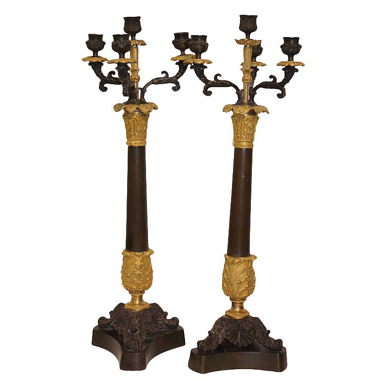 Paire de candélabres Empire à quatre lumières en bronze