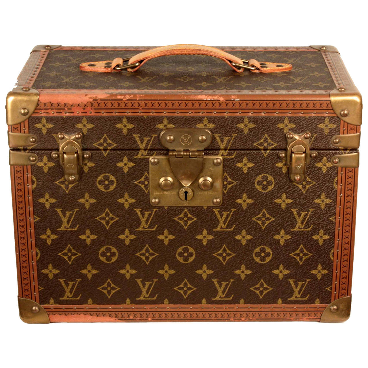 Louis Vuitton Vintage Monogram Beauty Vanity Trunk at 1stDibs  louis vuitton  vanity trunk, louis vuitton beauty trunk, lv vanity trunk