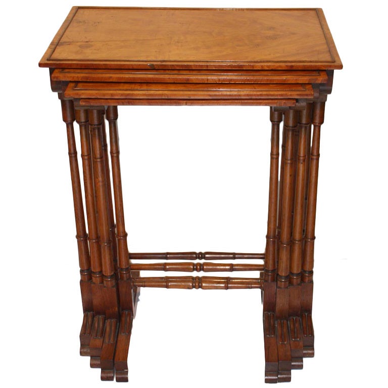 George III  SatinwoodQuartetto of Nesting Tables