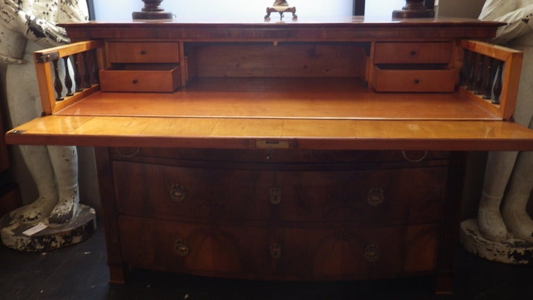 Beautiful four-drawer chest with top pull-out desk.
Brass pulls, keyholes, and skeleton key.