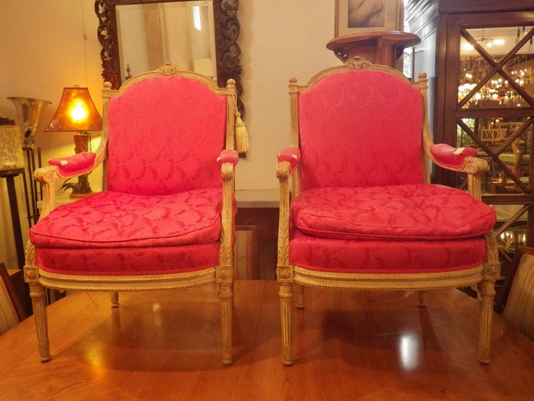 Pair of Louis XVI Chairs In Good Condition For Sale In Los Angeles, CA