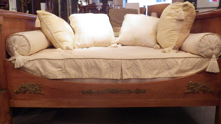 beautiful day bed with brass detail and all bed fittings
