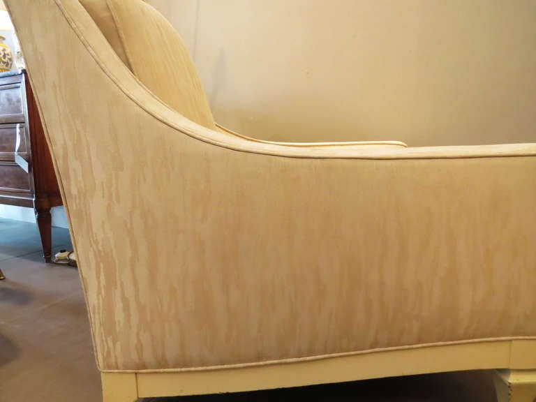 Pair of Hollywood Regency Style Lounge Chairs In Good Condition In Los Angeles, CA