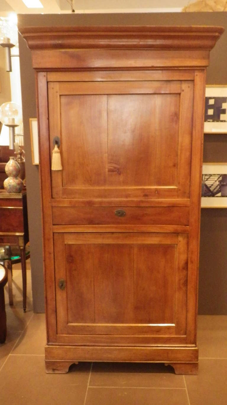 19th Century French Armoire For Sale 2