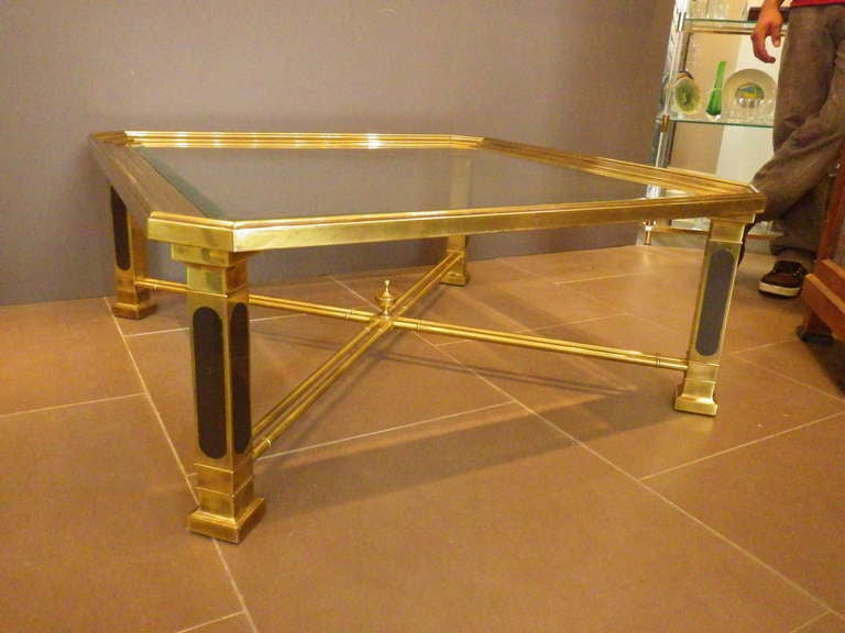 Mid-Century Modern Heavy Brass Cocktail Table by Mastercraft For Sale