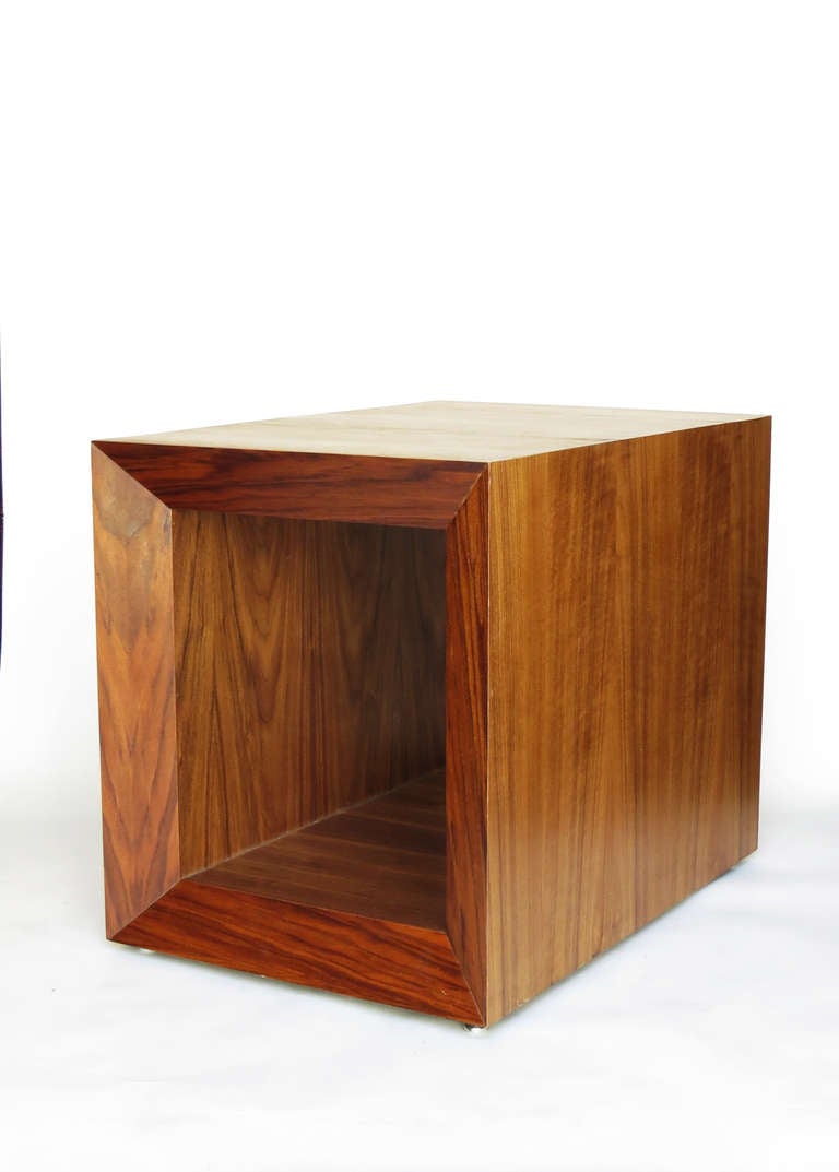 Minimalist Pair of Cubic Side Tables