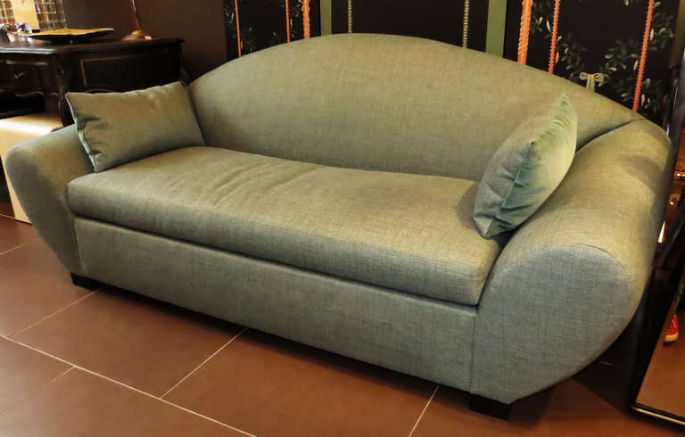 American Elegant Post-Modern Sofa