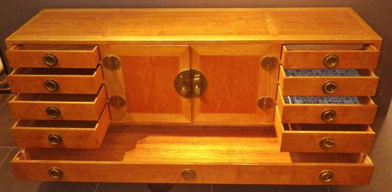 Gorgeous and Practical Wood Credenza with Brass Pulls For Sale 4