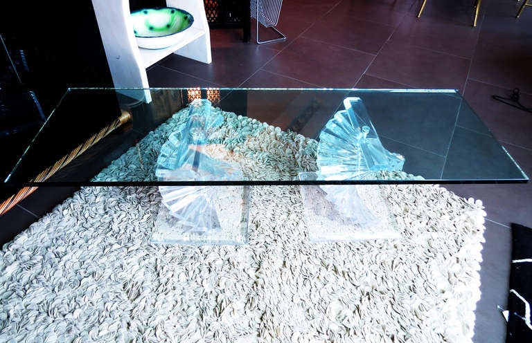 Mid-Century Modern 1970s Spiral Lucite/Glass Coffee Table