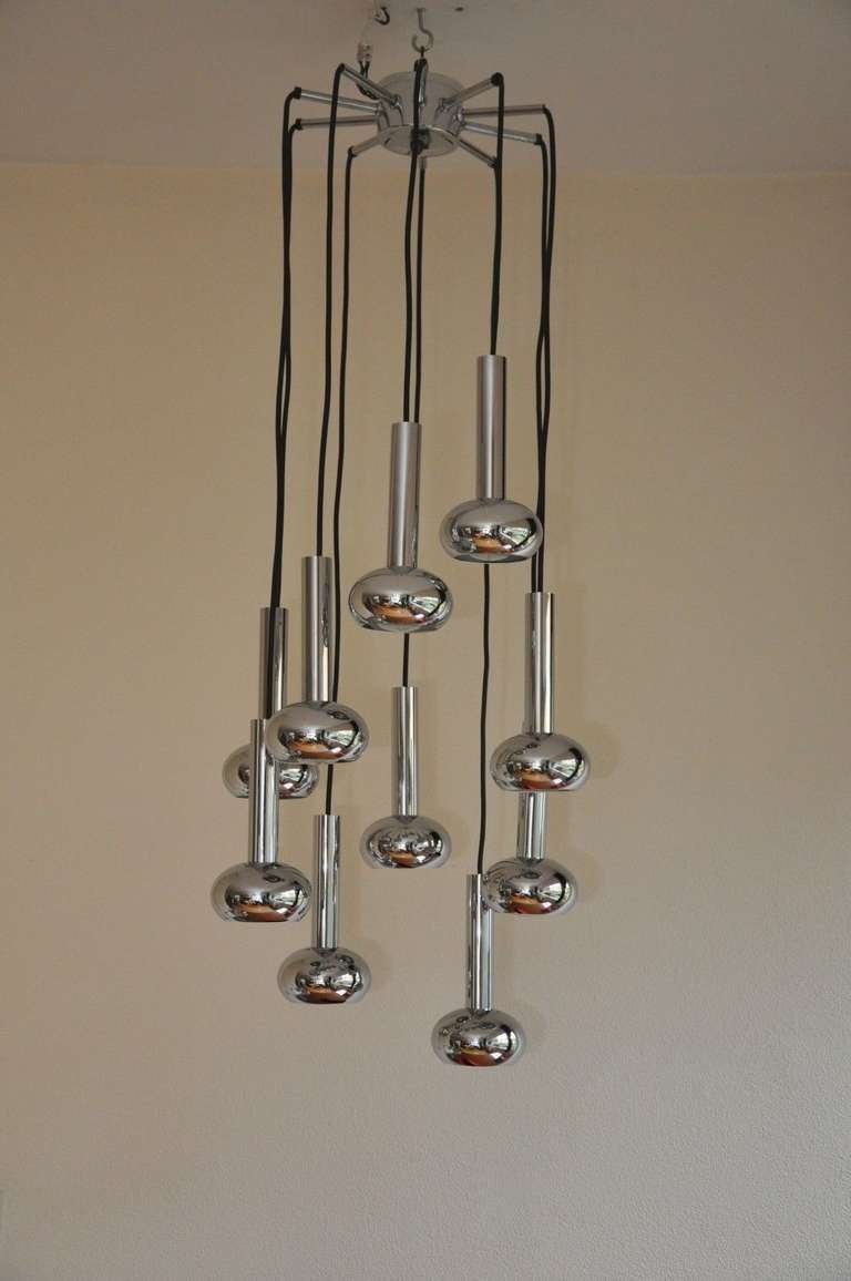 Dänischer moderner Multi-Pendant-Kronleuchter. (Ende des 20. Jahrhunderts)