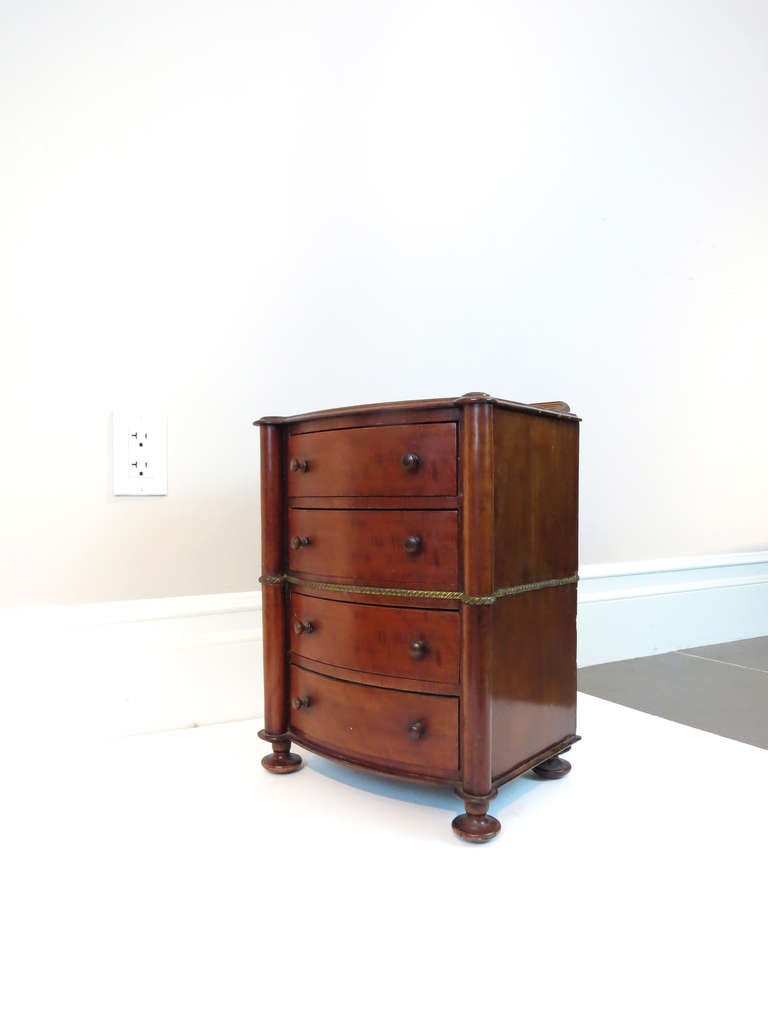 Small Chest of Drawers 1