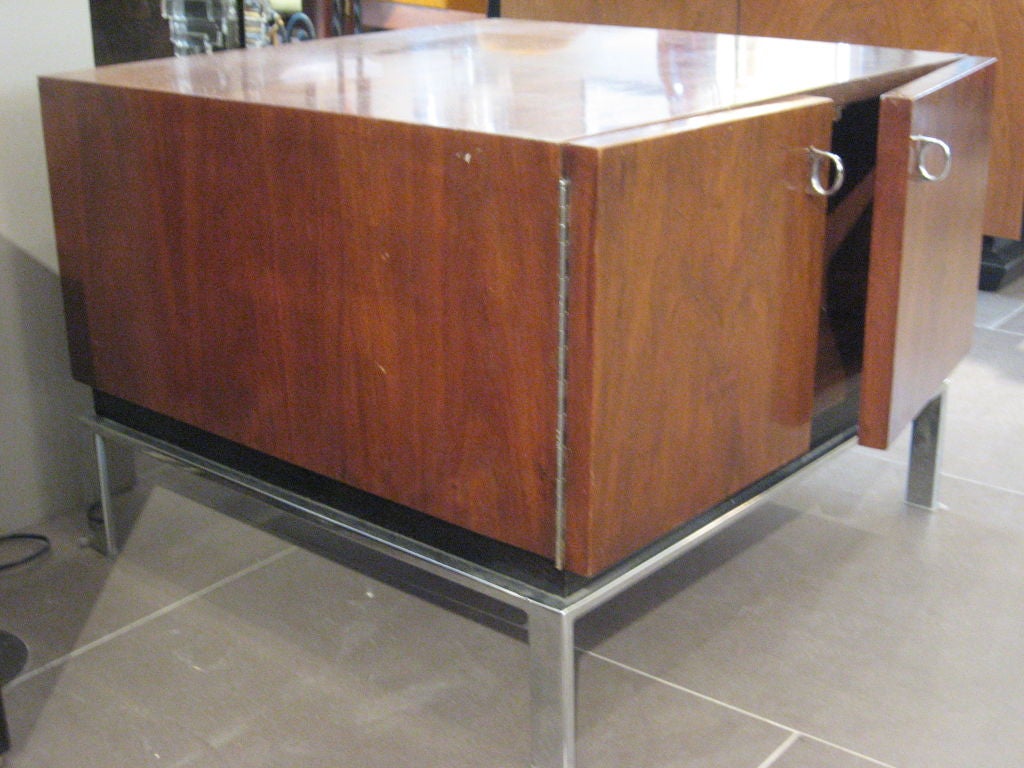 Small Two Door Console in Chrome and American Walnut For Sale 1