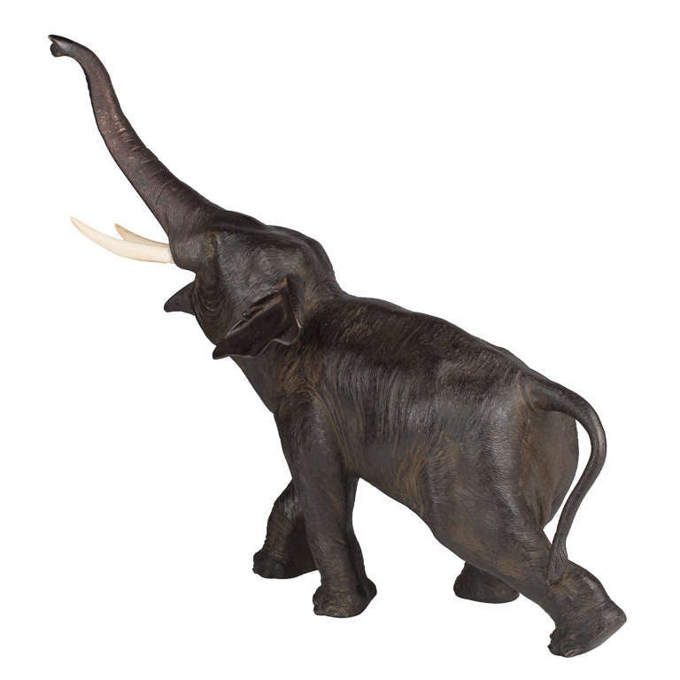 Japanese Bronze Model Of An Elephant. In Good Condition In Toronto, ON