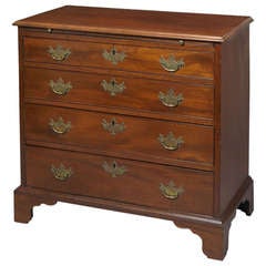 Chippendale Bachelor's Chest