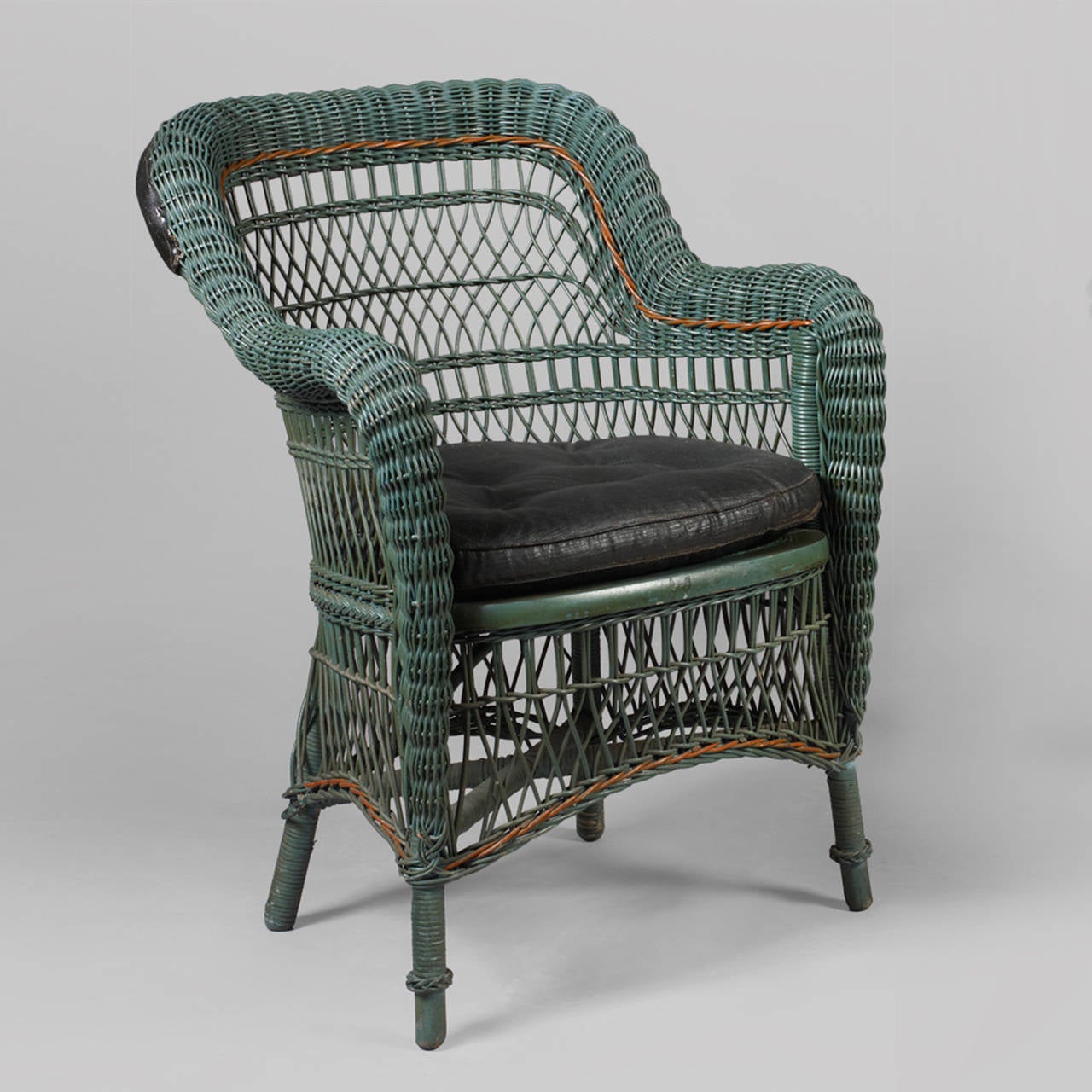 Set of Four Wicker Chairs, Ypsilanti Furniture Co. Ionia, Michigan