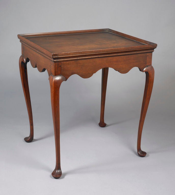 Queen Anne Tray Top Tea Table