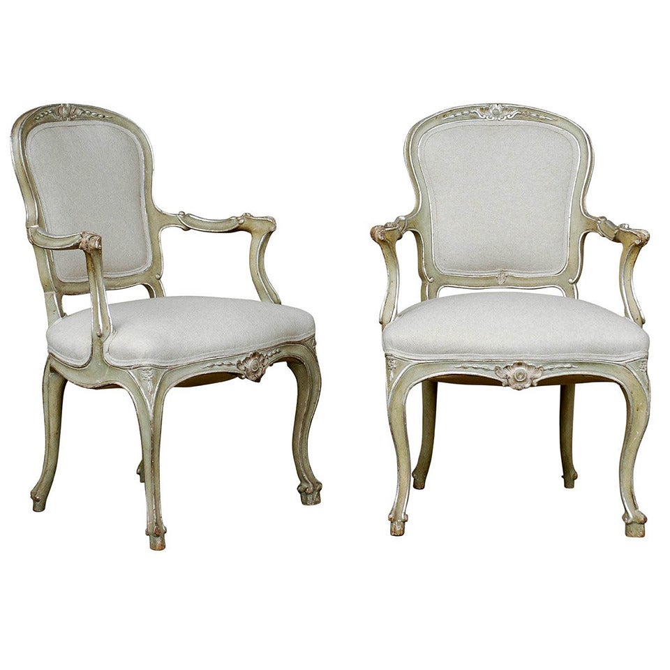 Exquisite Pair of Italian 1920s Chairs with Traces of Silver Gilt