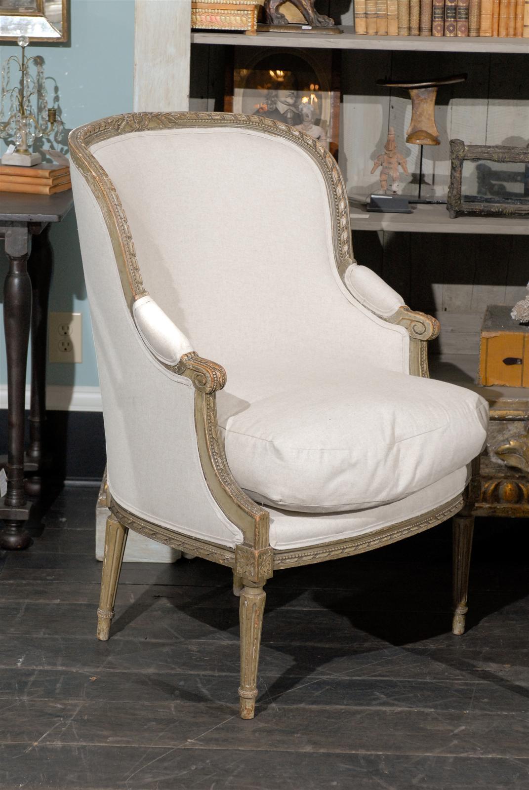 Pair of French 19th Century Louis XVI Style Bergères Chairs In Good Condition In Atlanta, GA