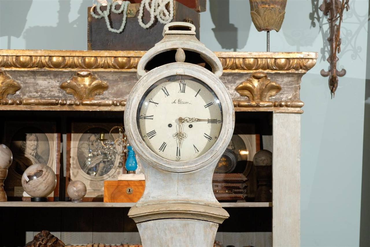 Swedish 19th Century Painted Wood Clock with Scroll Feet 1