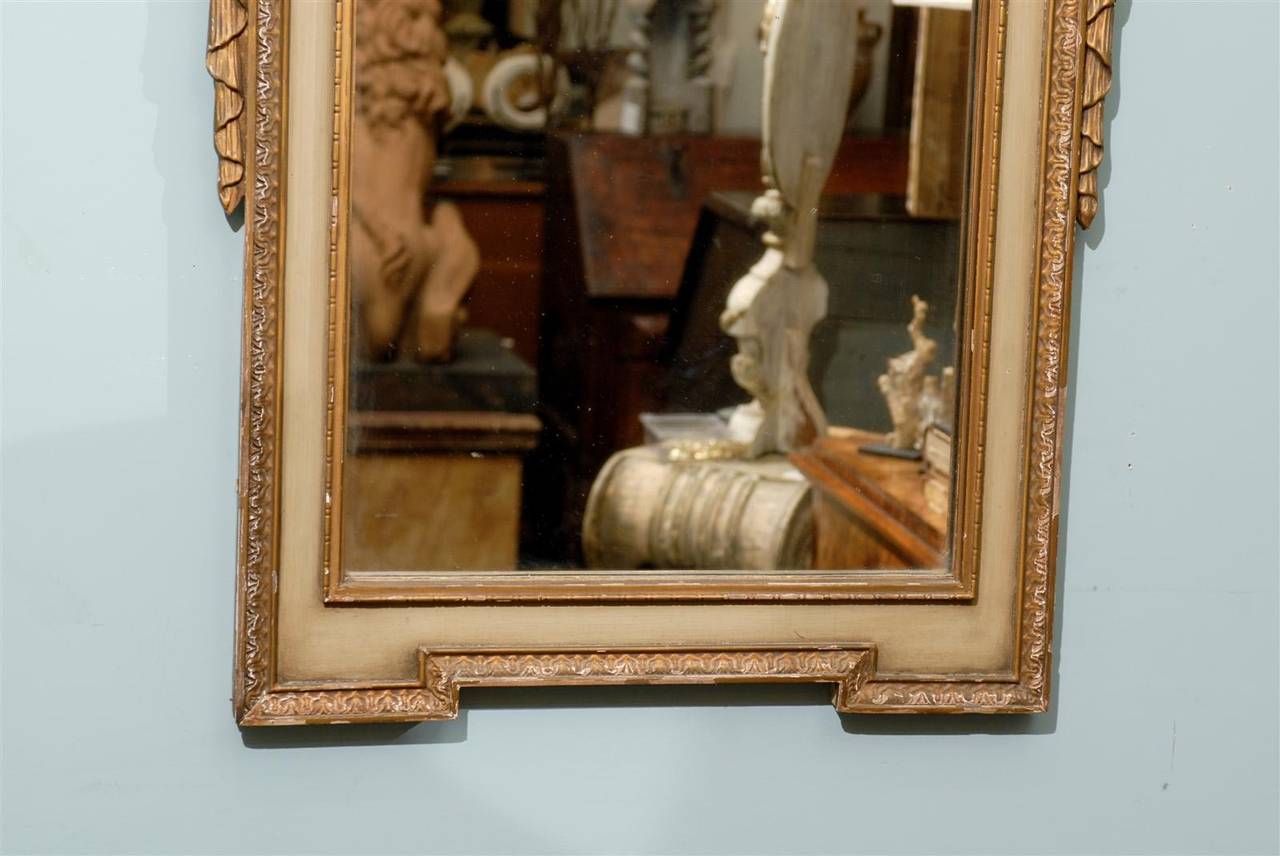 Pair of Painted and Gilded Swedish Mirrors from the Early 20th Century 6