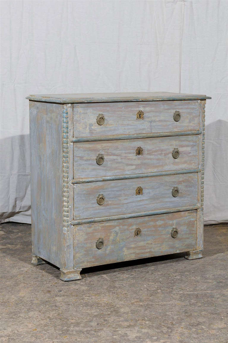 Swedish 19th Century Karl Johan Four-Drawer Painted Wood Chest with Carved Edges In Good Condition In Atlanta, GA