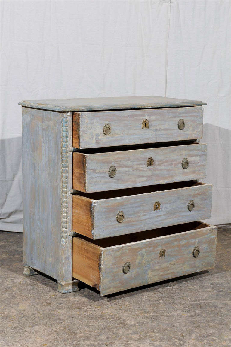 Swedish 19th Century Karl Johan Four-Drawer Painted Wood Chest with Carved Edges 4