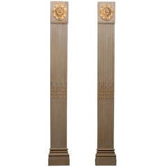 Pair of 19th Century Italian Painted and Gilded Pilasters with Gilded Medallions 12
