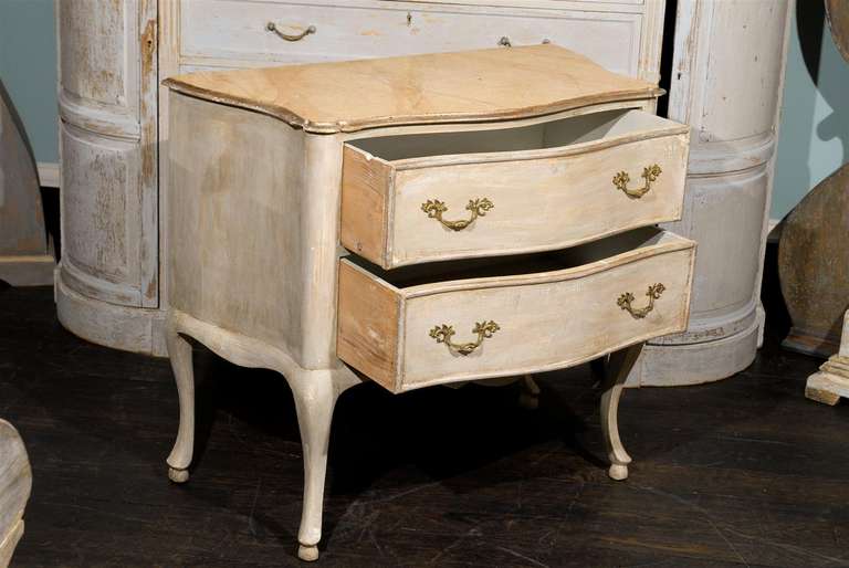 Italian Faux Marble Top Chest 1