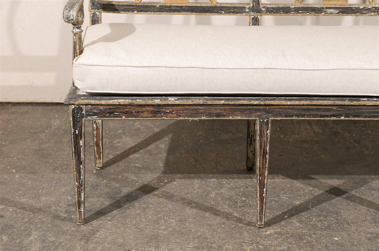 Early 19th Century Italian Painted and Gilded Wooden Bench 3