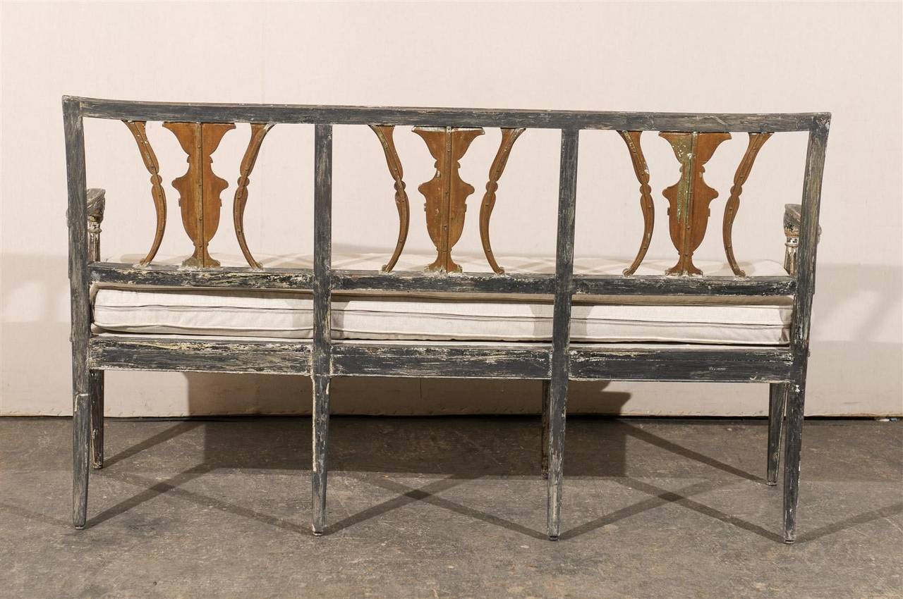 Early 19th Century Italian Painted and Gilded Wooden Bench 5