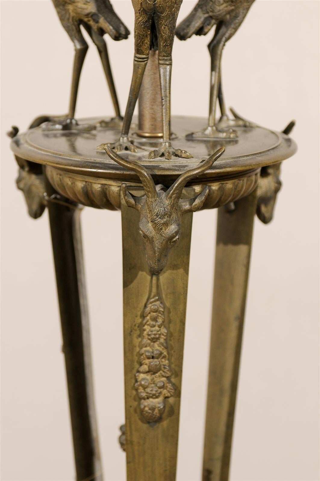 Italian Neoclassical Style Table Lamps with Bronze Base For Sale 2
