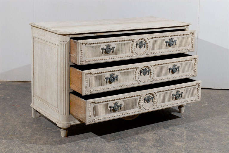 A French Early 19th Century Bleached Oak Three-Drawer Chest 5