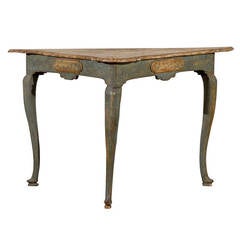 Italian 18th Century Side Table