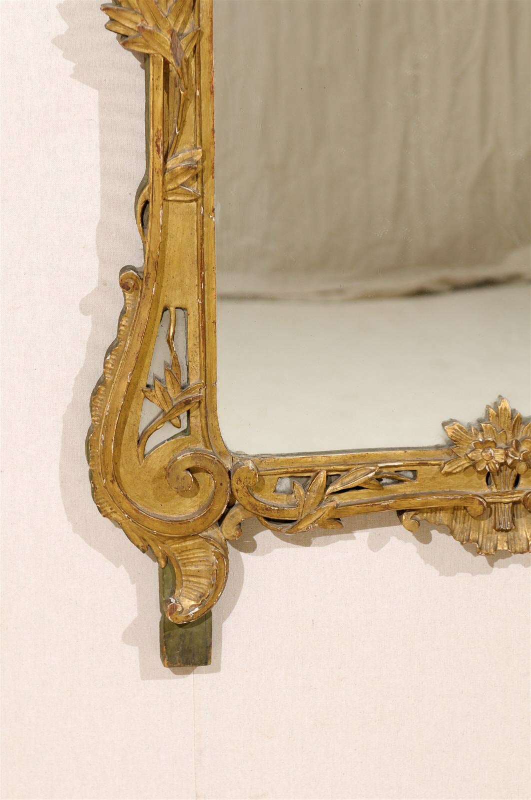 French Mid-19th Century Richly Carved Gilded Wood Mirror 2