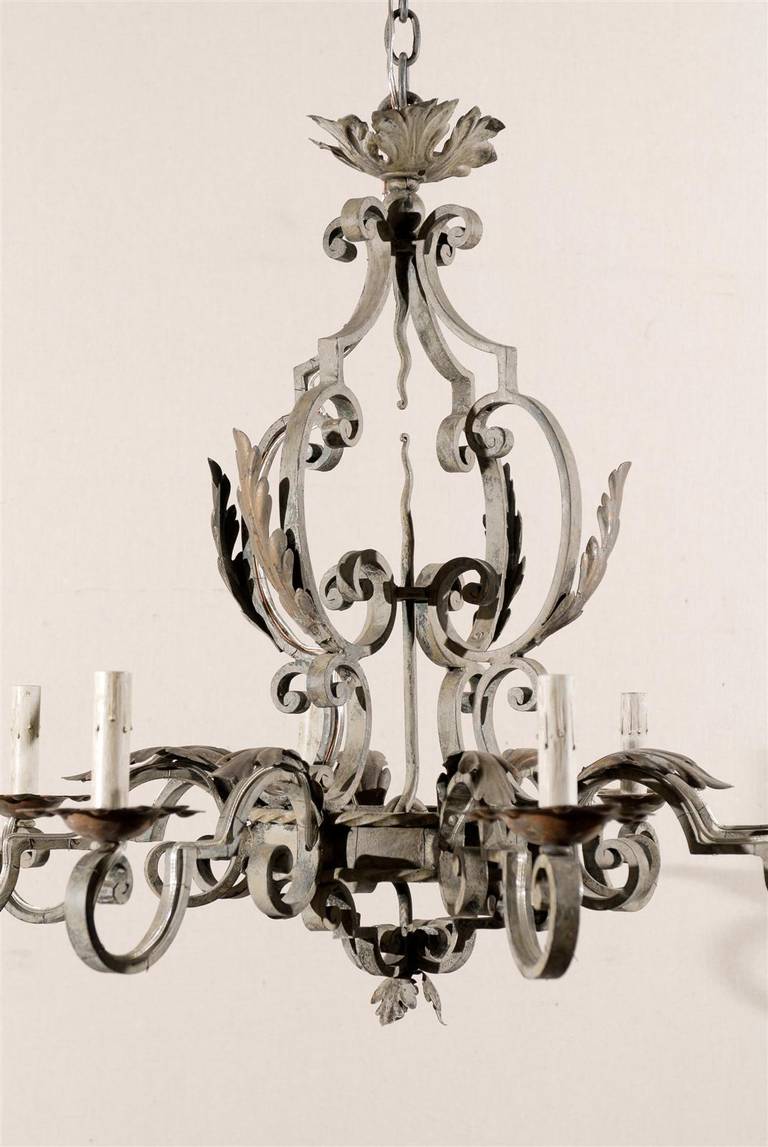 French Eight-Light Chandelier In Good Condition In Atlanta, GA