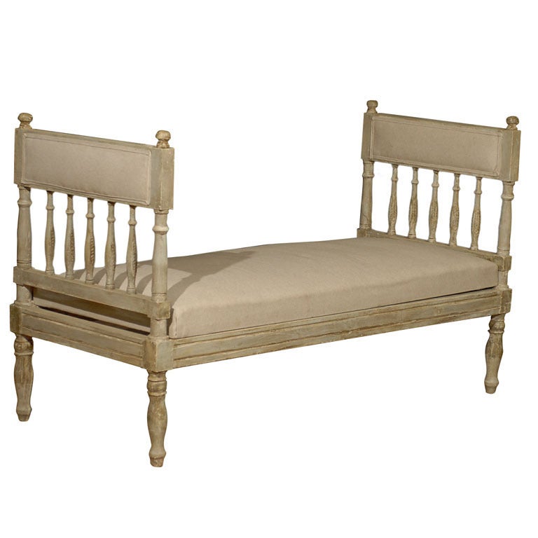 Mid-19th Century Swedish Gustavian Style Daybed