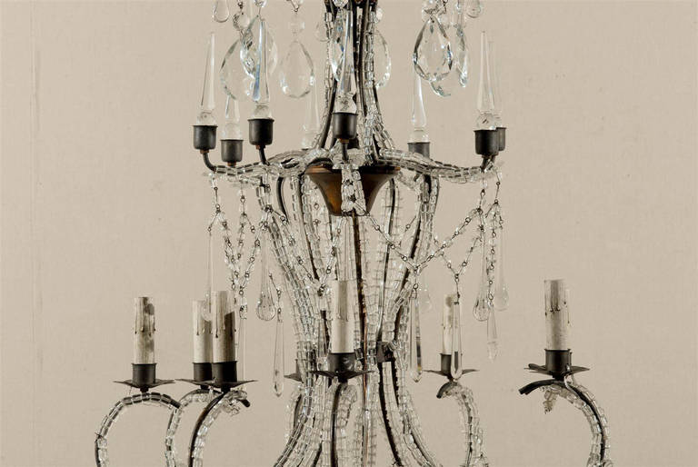 20th Century Italian Eight-Light Crystal Chandelier with Elegant Crystal Waterfall Top  For Sale