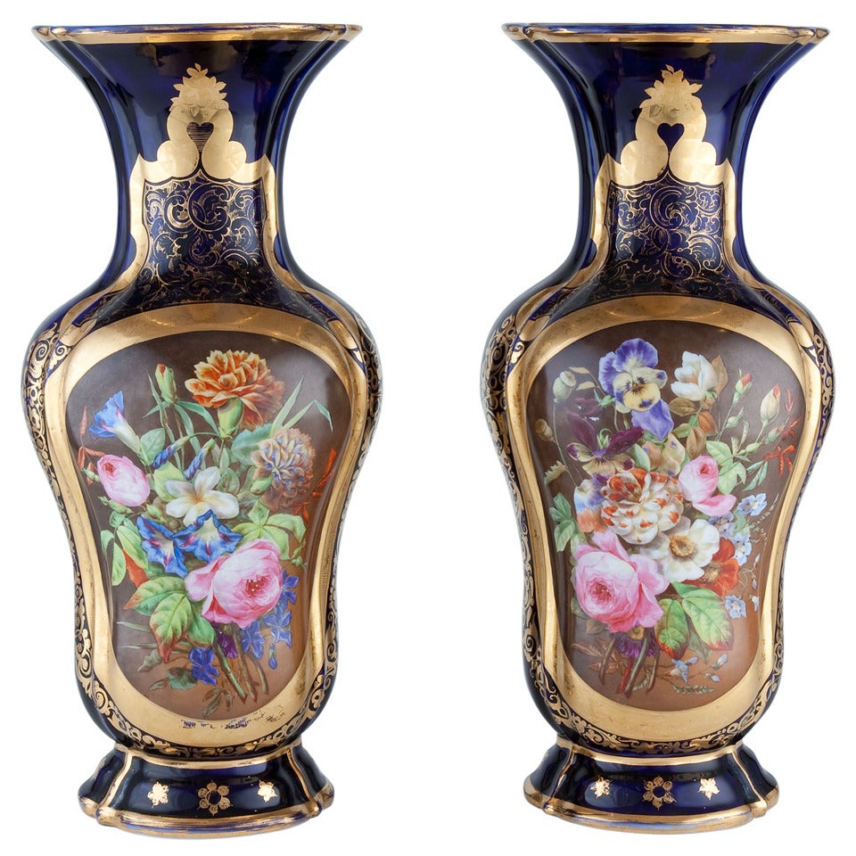 Pair of 19th Century Porcelain Vases For Sale
