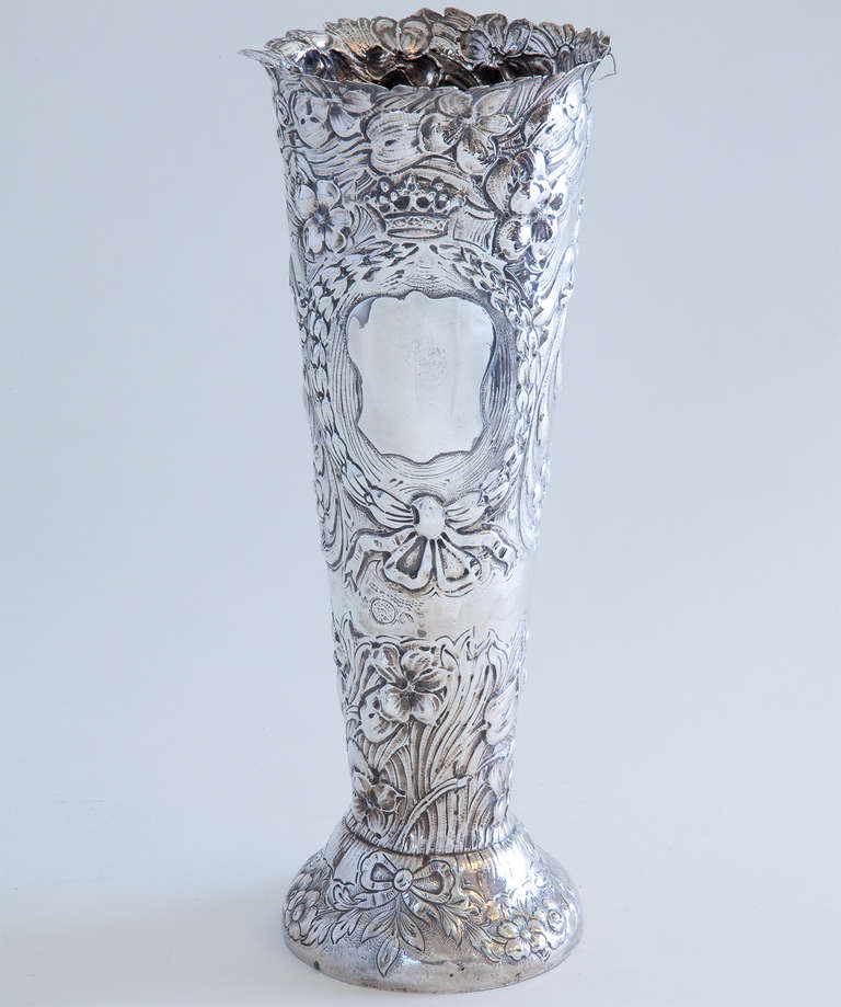 German .800 Silver Vase In Excellent Condition For Sale In Rancho Santa Fe, CA