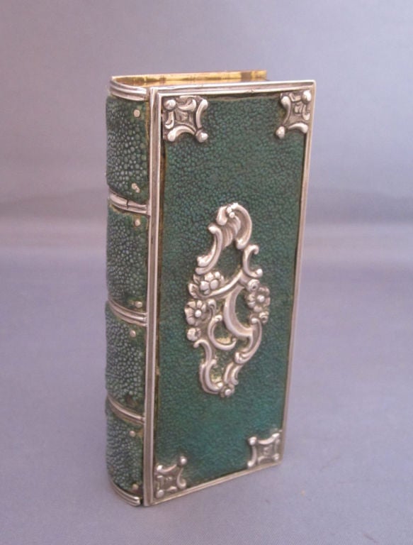 Shagreen and Sterling Silver Book Form Etui For Sale 4