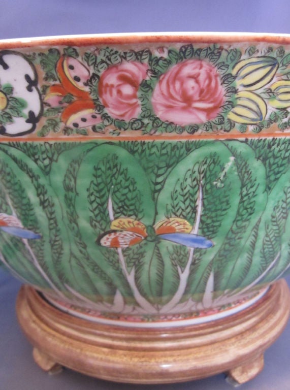 Important Chinese Export 'Cabbage Leaf' Punch Bowl 1