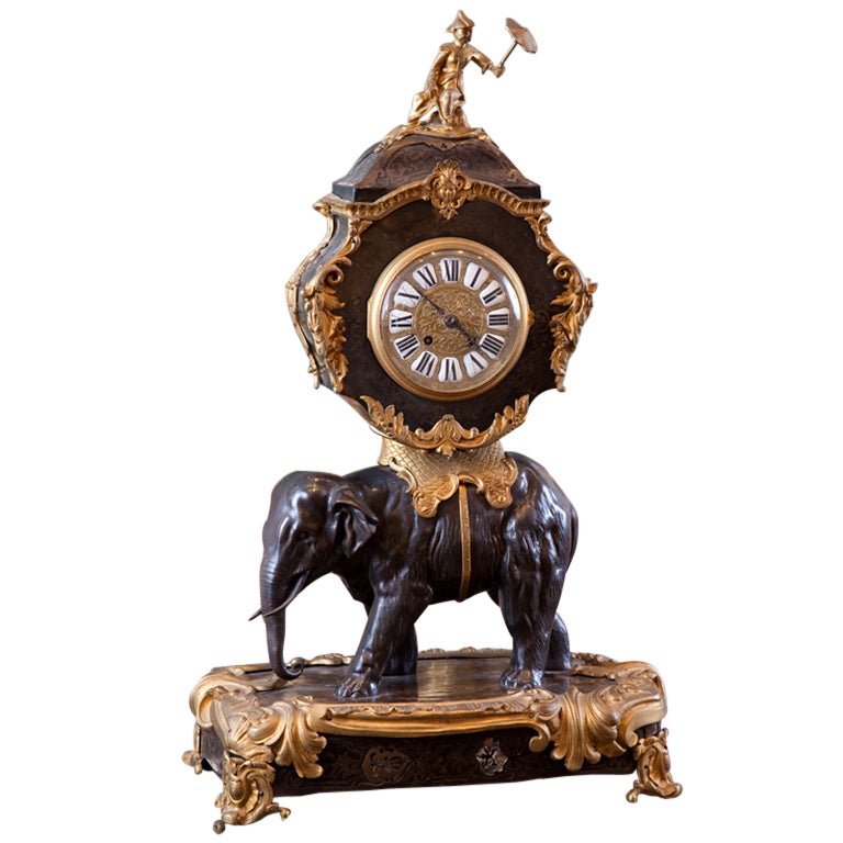 French Doré and Patenated Bronze Chinoissorie Bronze Clock For Sale