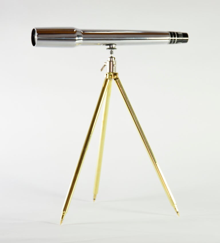 VIntage Spotting Scope on Brass Tripod In Excellent Condition In Oakland, CA