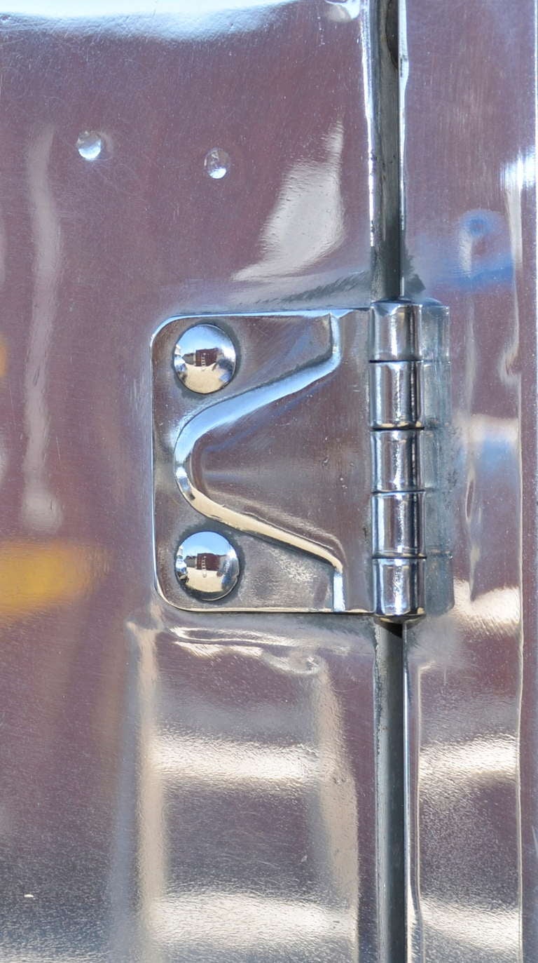Stylish Polished Aluminum 3 Door Locker In Good Condition In Oakland, CA