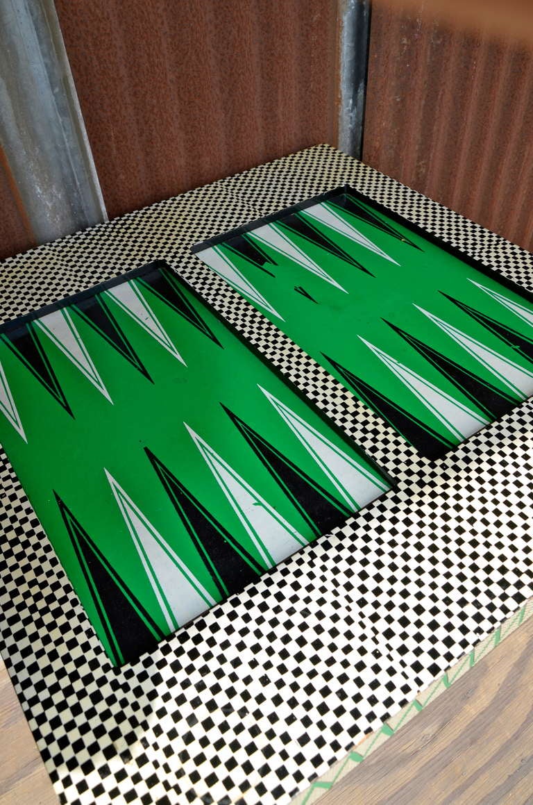 Chic Lacquered Backgammon Table 1