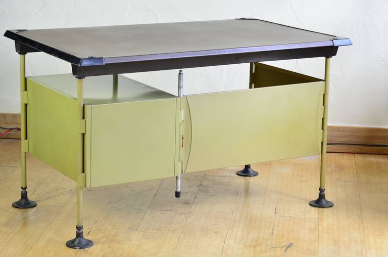 Italian Olivetti Spazio Desk